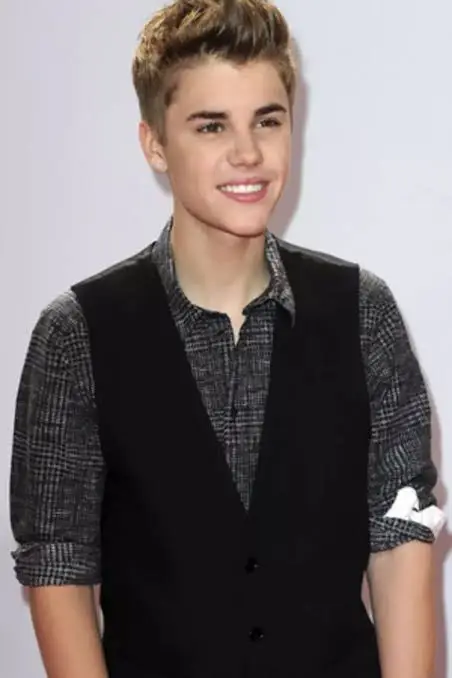 Justin Bieber early life