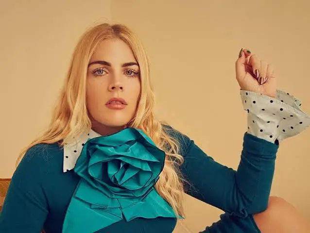 Busy Philipps early life