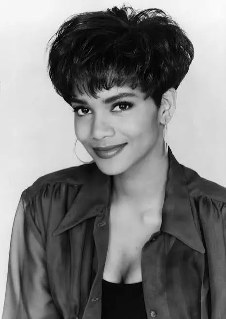 Halle Berry early life